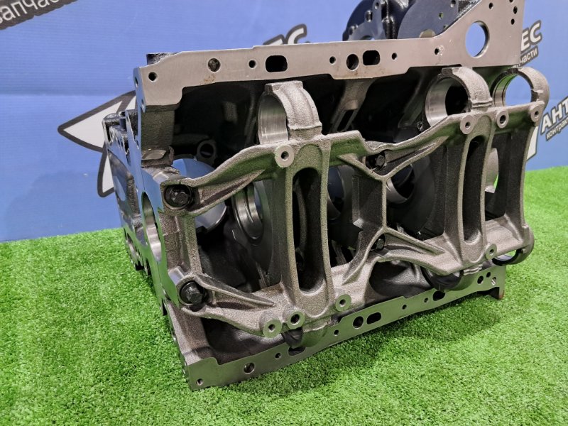 Блок двигателя Mercedes-Benz Sprinter W906 OM651 Блок двигателя Mercedes-Benz Sprinter W906 OM651