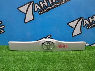 Накладка на дверь багажника Toyota Prius NHW20 1NZ-FXE 2003-2007