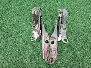 Петля капота Toyota Ipsum SXM10. SXM10G. SXM15G. SXM15 3S-FE 1996- 2000
