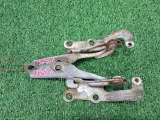 Петля капота Toyota Ipsum SXM10. SXM10G. SXM15G. SXM15 3S-FE 1996- 2000