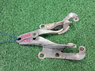 Петля капота Toyota Ipsum SXM10. SXM10G. SXM15G. SXM15 3S-FE 1996-2001