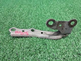 Петля капота Toyota Carina AT211G. ST210G. ST215G AT212 3S-FE 7A-FE 5A-FE 1997-2001 левая