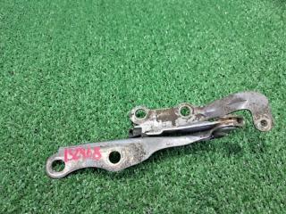 Петля капота Toyota Ipsum SXM10. SXM10G. SXM15G. SXM15 3S-FE 1996- 2000 правая