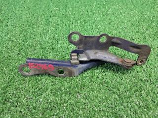 Петля капота Toyota Ipsum SXM10. SXM10G. SXM15G. SXM15 3S-FE 1996- 2000 правая