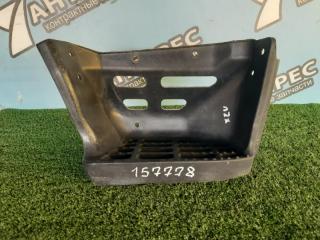Подножка Toyota Dyna XZU306 XZU307 XZU передняя правая (б/у)