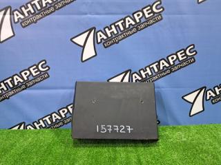 Накладка номерного знака Toyota Land Cruiser Prado TRJ120 1GR-FE 2TR-FE 1KD-FTV 2KD-FTV 2002 задняя (б/у)