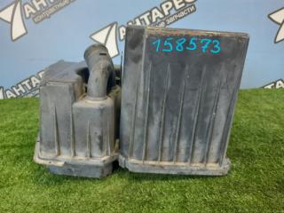 Корпус воздушного фильтра Isuzu Elf NKR66 NKR71 NKR75 4HF1 4HG1 1994 (б/у)