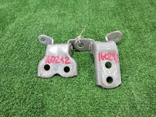 Петля двери Toyota Corolla NZE121. NZE124. ZZE122. ZZE124. NZE121G. ZZE122G 1NZ-FE 1ZZ-FE 2000 передняя левая (б/у)