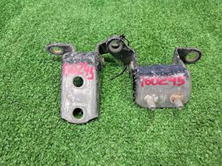 Петля двери Toyota Corolla NZE121. NZE124. ZZE122. ZZE124. NZE121G. ZZE122G 1NZ-FE 1ZZ-FE 2000 задняя правая (б/у)