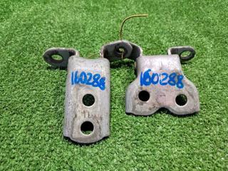 Петля двери Toyota Corolla Fielder NZE121G 1NZ-FE 2003 передняя левая (б/у)
