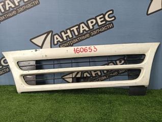 Решетка радиатора Isuzu Elf NKR66 NKR71 NKR75 1994 передняя (б/у)