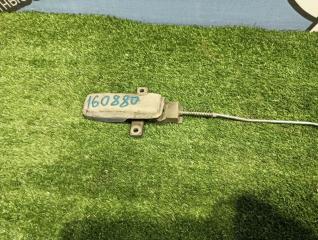 Ручка двери внутренняя Isuzu Elf NKR66 NKR71 NKR81 1994 правая (б/у)