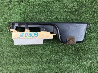 Блок упр. стеклоподьемниками Isuzu Forward FRR32. FRR33 1996 левый (б/у)