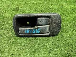 Ручка двери внутренняя Isuzu Forward FRR32. FRR33 1995 правая (б/у)