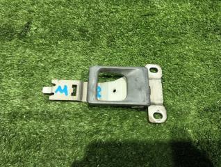 Ручка двери внутренняя Mitsubishi Canter FE30 1989 правая (б/у)