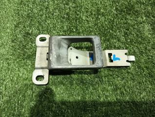 Ручка двери внутренняя Mitsubishi Canter FE30 1989 левая (б/у)