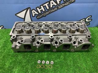 Головка блока цилиндров Nissan CARAVAN BGD21 TD27 1991