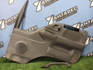 Обшивка двери Isuzu Elf NKR66 NKR71 NPR75 NKR69 1998 правая (б/у)