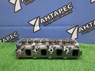 Головка блока цилиндров Nissan CARAVAN BGD21 TD27 1991