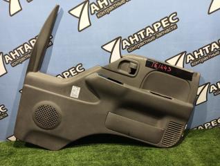 Обшивка двери Isuzu Elf NKR66 NKR71 NPR75 NKR69 1998 правая (б/у)