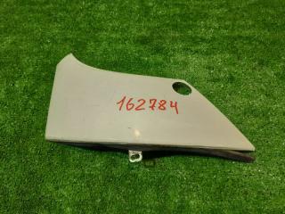 Щечка Toyota Dyna XZU 2002 правая (б/у)