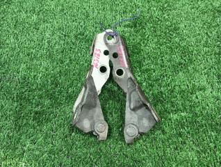 Петля капота Toyota Corona ST195G. ST195 ST190 ST190G ST191 AT190 AT191 3S-FE 4S-FE 1992 (б/у)