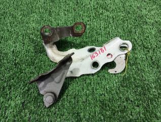 Петля капота Toyota Corona ST195G. ST195 ST190 ST190G ST191 AT190 AT191 3S-FE 4S-FE 1992 (б/у)