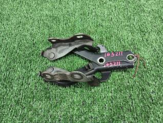 Петля капота Toyota Sprinter Carib AE111. AE111G. AE114. AE115 4A-FE 7A-FE 1996 (б/у)