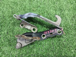 Петля капота Toyota Caldina ST195G. ST195 ST190 ST190G ST191 AT190 AT191 3S-FE 1992 (б/у)