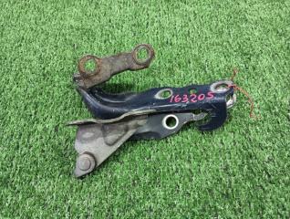 Петля капота Toyota Caldina ST195G. ST195 ST190 ST190G ST191 AT190 AT191 3S-FE 1992 (б/у)