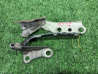 Петля капота Toyota Corona ST195G. ST195 ST190 ST190G ST191 AT190 AT191 3S-FE 4S-FE 1992 (б/у)