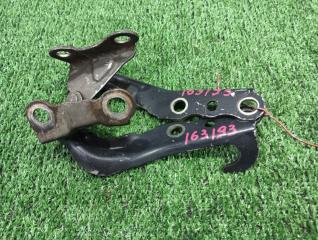 Петля капота Toyota Caldina ST195G. ST195 ST190 ST190G ST191 AT190 AT191 3S-FE 1992 (б/у)