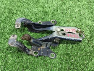 Петля капота Toyota Ipsum SXM10. SXM10G. SXM15G. SXM15 3S-FE 1996 (б/у)