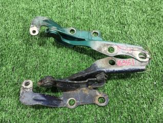 Петля капота Toyota Ipsum SXM10. SXM10G. SXM15G. SXM15 3S-FE 1996 (б/у)