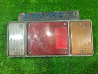 Стоп-сигнал Isuzu Elf NKR66 NKR71 NPR75 NKR69 4HF1 4HG1 4HL1 1994 задний правый (б/у)
