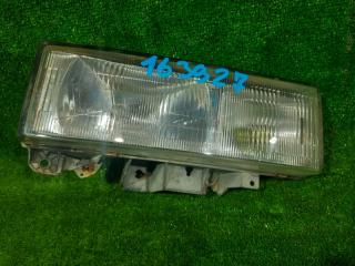Фара Isuzu Forward FRR32 1993 правая (б/у)