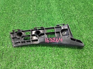 Крепление бампера Toyota Prius ZVW30L ZVW30 2ZR-3JM 2ZR-FXE 2009 переднее правое (б/у)