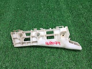 Крепление бампера Toyota Prius ZVW30L ZVW30 2ZR-3JM 2ZR-FXE 2009 переднее правое (б/у)