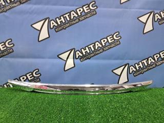 Накладка на дверь багажника Toyota Vitz KSP130 NSP130 1KRFE 2010 (б/у)