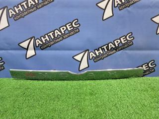 Накладка на дверь багажника Toyota Noah ZRR70G ZRR75 3ZR-FE 2007 (б/у)