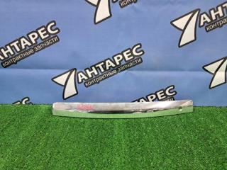 Накладка на дверь багажника Toyota Ist NCP60 NCP61 NCP65 1NZ-FE 2NZ-FE 2002 (б/у)