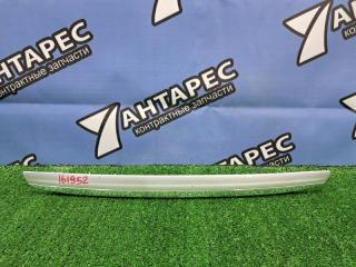 Накладка на дверь багажника Toyota Corolla Fielder NZE141G. NZE144G. ZRE142. NZE141 1NZ-FE 2ZR-FE 2007 (б/у)