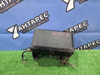 Блок предохранителей Toyota Tundra USK55L USK56L USK57L USK50L USK51L 3UR-FE 3UR-FBE 2006 (б/у)