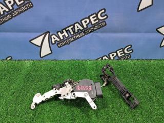 Замок двери Toyota Corolla NZE121. NZE121G. ZZE122 NZE124G 1NZ-FE 1ZZ-FE 2000 передний правый (б/у)