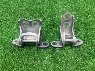 Петля двери Honda Fit Shuttle GP2 LDA 2011 задняя левая (б/у)