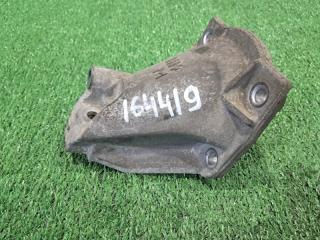 Кронштейн опоры двигателя Toyota BREVIS JCG10 1JZ-FSE 2002 левый (б/у)