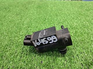 Мотор бачка омывателя Toyota Corolla Fielder NZE121. NZE124. ZZE122. ZZE124. NZE121G 1NZ-FE 1ZZ-FE 2000 (б/у)