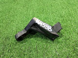 Крепление бампера Mitsubishi Outlander CW6W CW5W 6B31 4B12 2010 переднее правое (б/у)