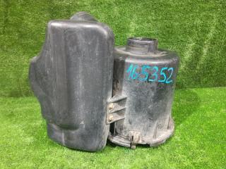 Корпус воздушного фильтра Isuzu Elf NKR58. NPR58.NHR54. NKR55 4HF1 4GJ2 4HG1 1991 (б/у)