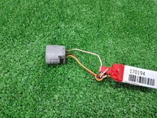 Фишка генератора Toyota Caldina ST210  ST210G AT211 AT211G ST190 3S-FE 7A-FE 1992 (б/у)